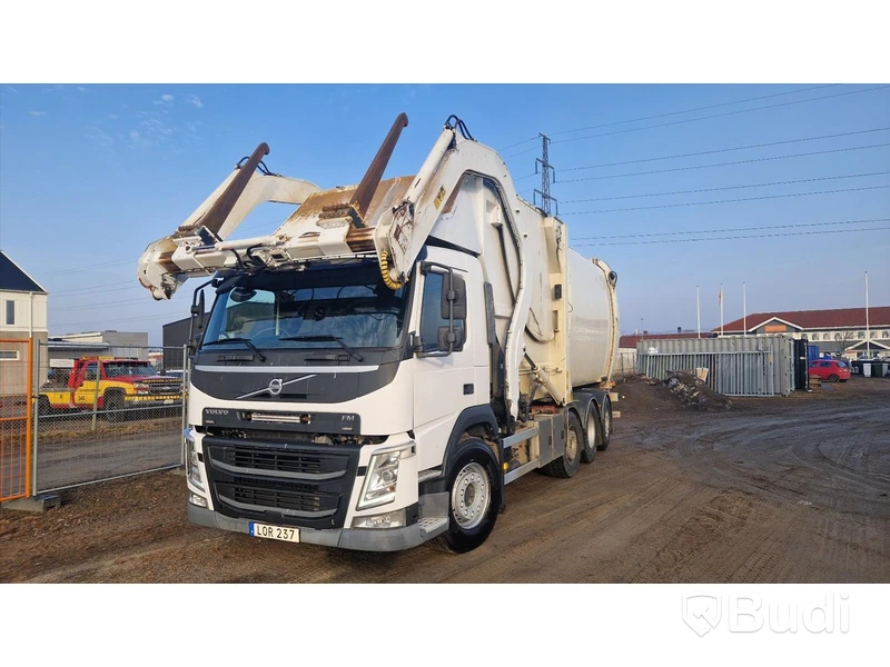 Frontlastare Volvo FM tridem 8X2*6 | NTM FLP-36
