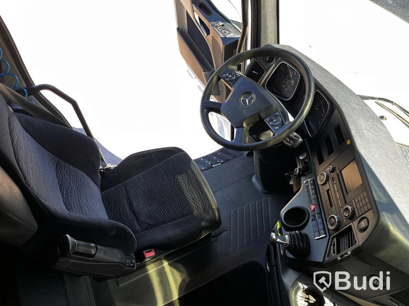 Dragbil Mercedes-Benz 963-4-C ACTROS -2014