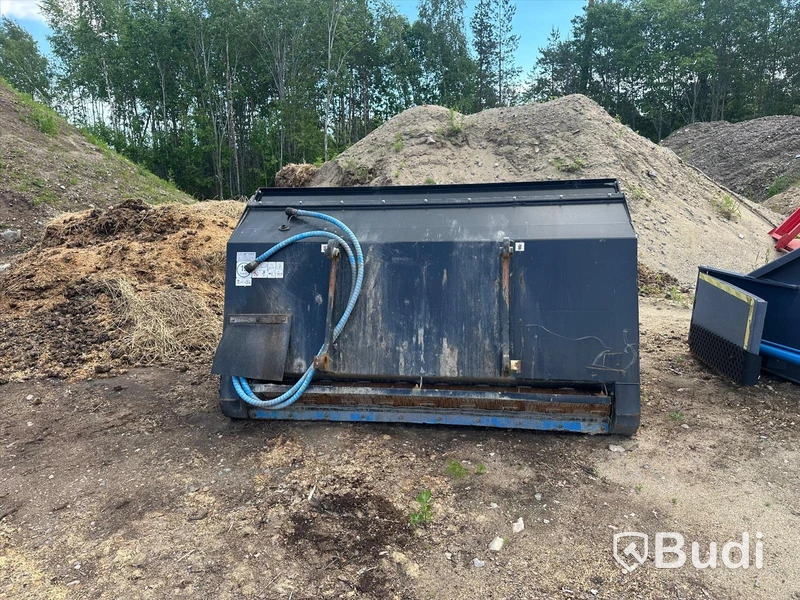 Sand spreader bucket L, SE Equipment. W=2 485 mm. 3 350 l. -2023