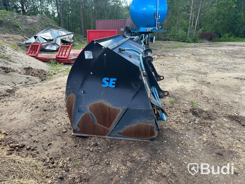Sand spreader bucket L, SE Equipment. W=2 485 mm. 3 350 l. -2023