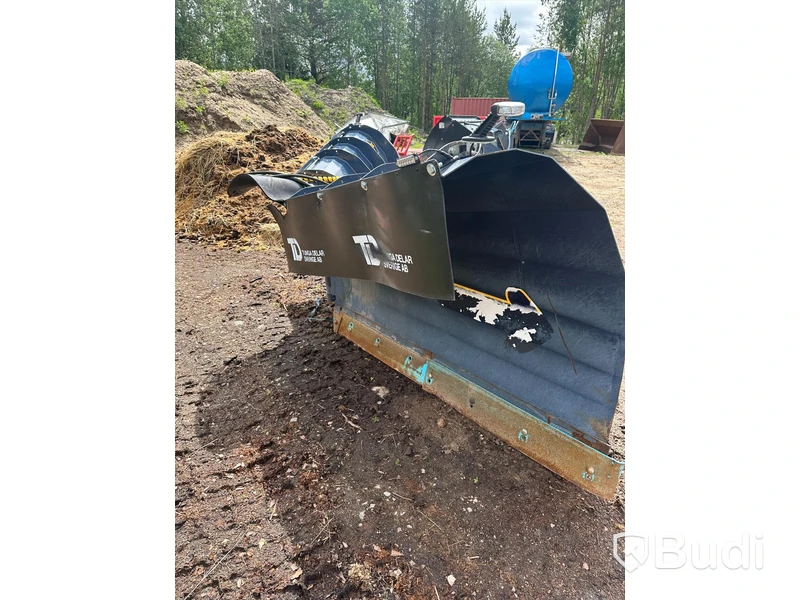 Drivex folding plough VB400-M. Pos. cutting edge, 4 hoses. -2024