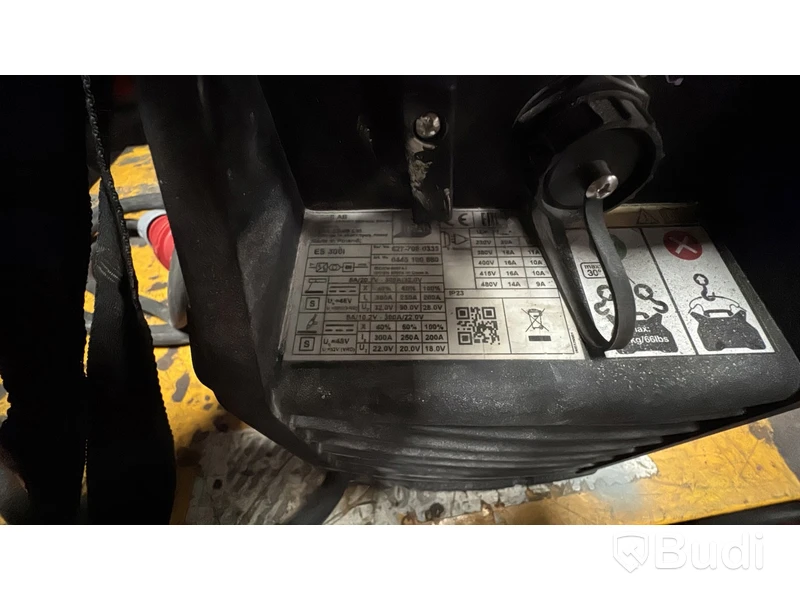 Svets ESAB ES 300i