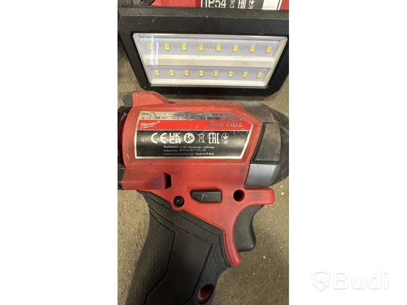 Parti med verktyg Milwaukee M18/M12