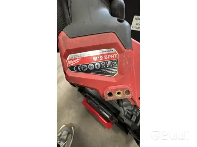 Nitpistol Milwaukee BPRT och Fettspruta Milwaukee GG f
