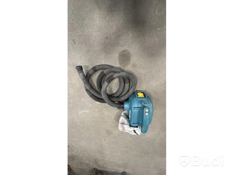 Parti med verktyg Makita 18V LXT