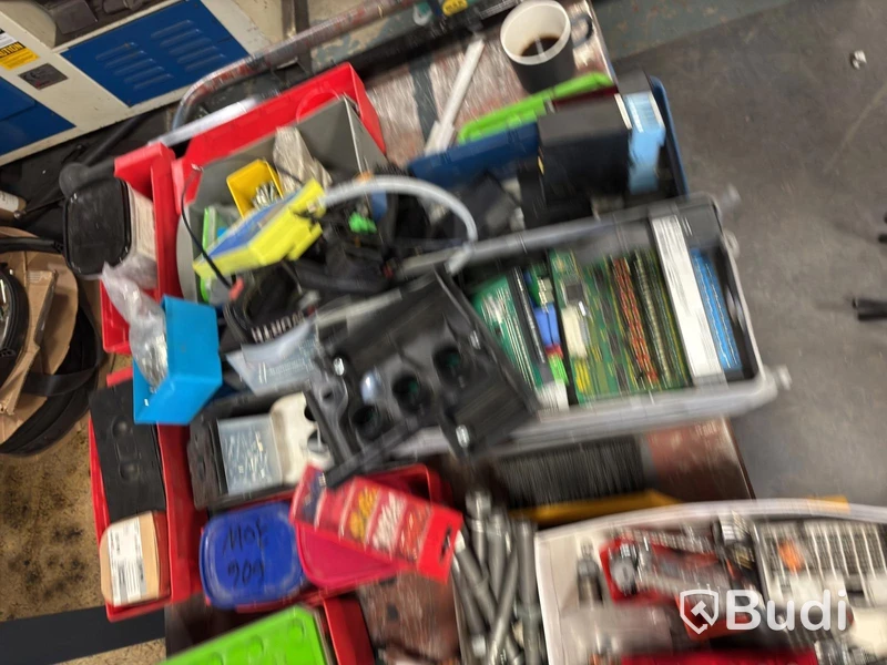 Verktygsvagn med tillbehör