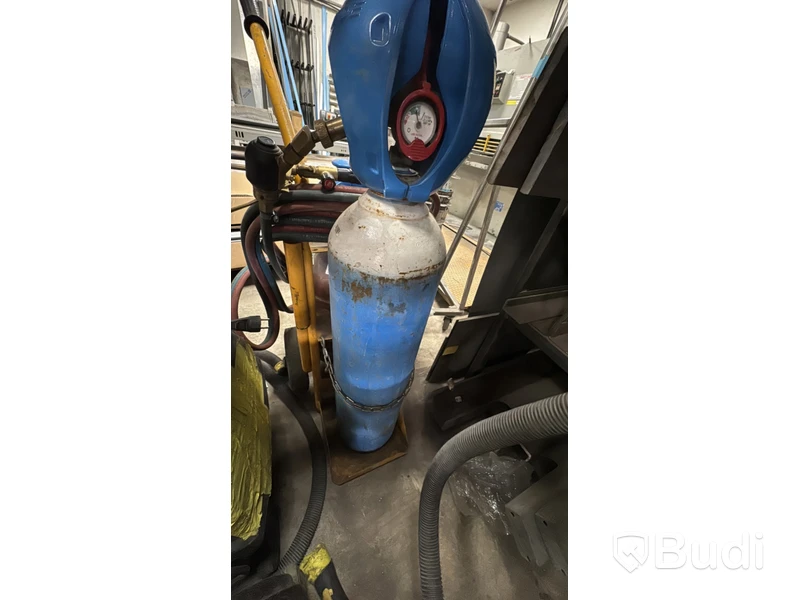 Gasflaskkärra med svetsutrustning