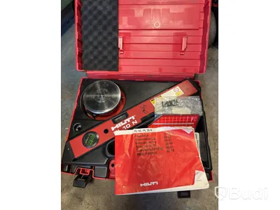 Parti med diverse Hilti verktyg