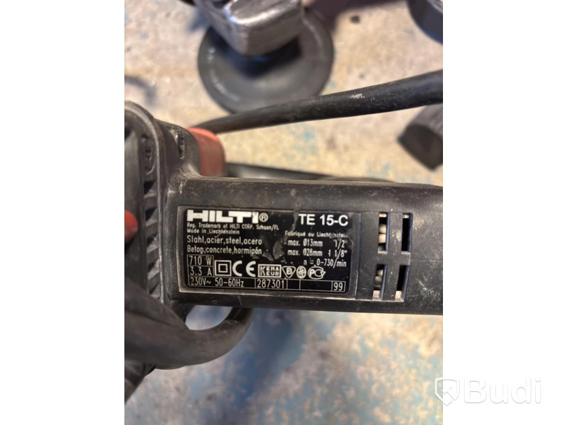 Parti med diverse Hilti verktyg