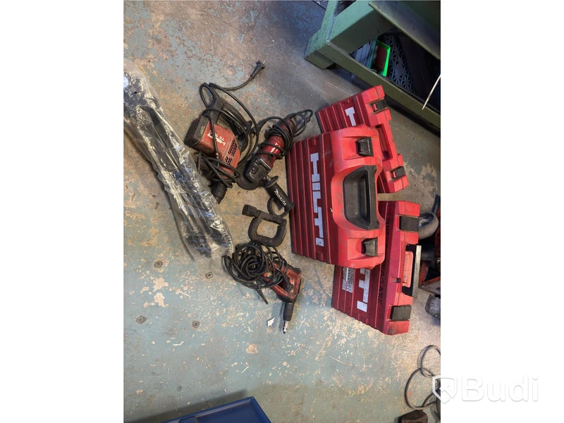 Parti med diverse Hilti verktyg