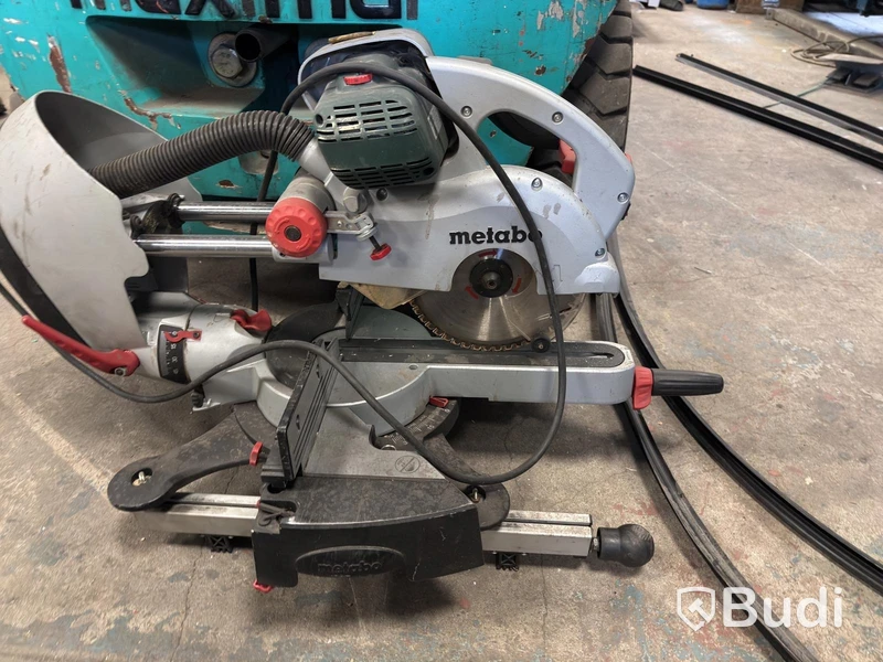 Kap- och geringssåg Metabo  KGS 216 Plus