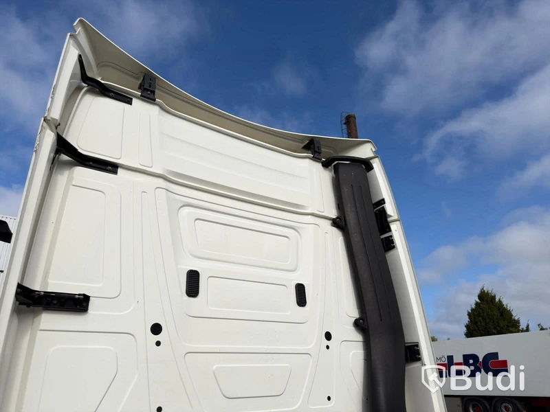 Mercedes-Benz ACTROS -2019, 6x2 tractor unit Odometer reading (km): 60850