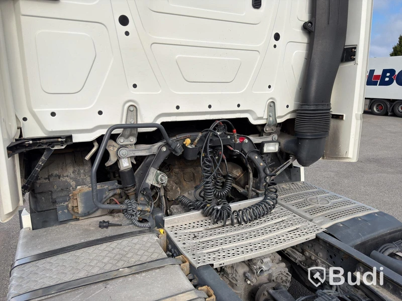 Mercedes-Benz ACTROS -2019, 6x2 tractor unit Odometer reading (km): 60850