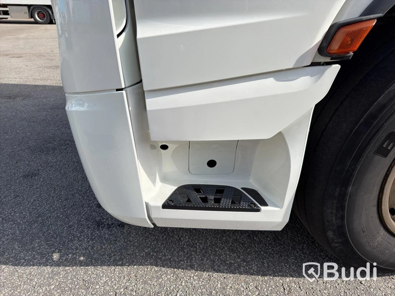 Mercedes-Benz ACTROS -2019, 6x2 tractor unit Odometer reading (km): 60850