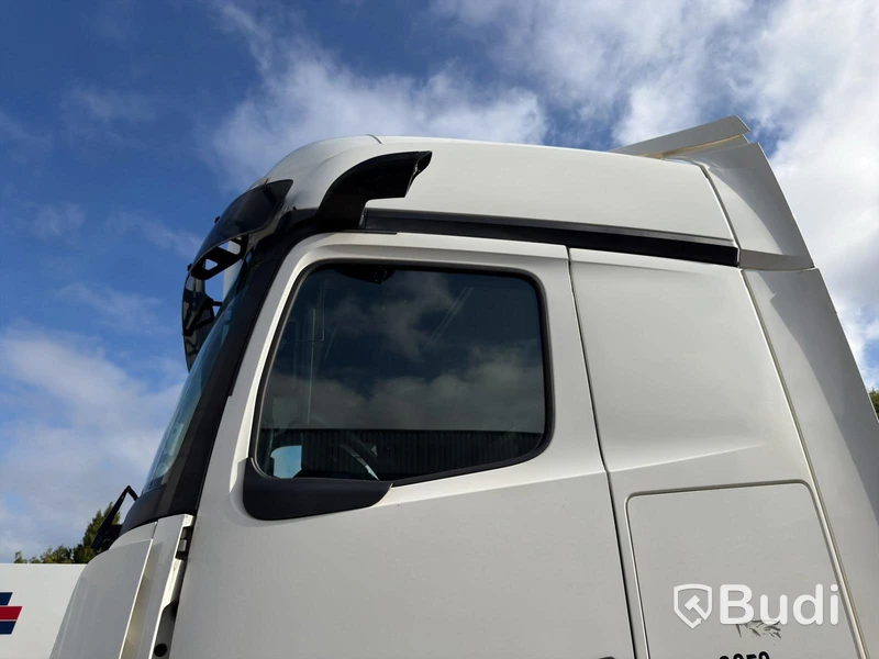 Mercedes-Benz ACTROS -2019, 6x2 tractor unit Odometer reading (km): 60850