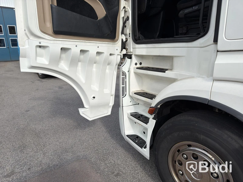 Mercedes-Benz ACTROS -2019, 6x2 tractor unit Odometer reading (km): 60850