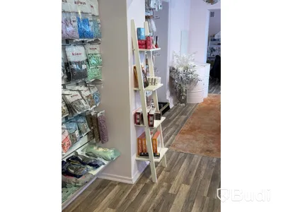 Komplett Event- & partybutik - stort lager samt butiksinredning