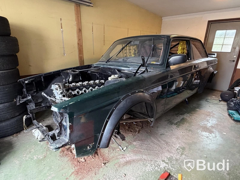 Driftingbil, Volvo 242 med Mercedes M104 motor, "Svennetysken", projekt -1975
