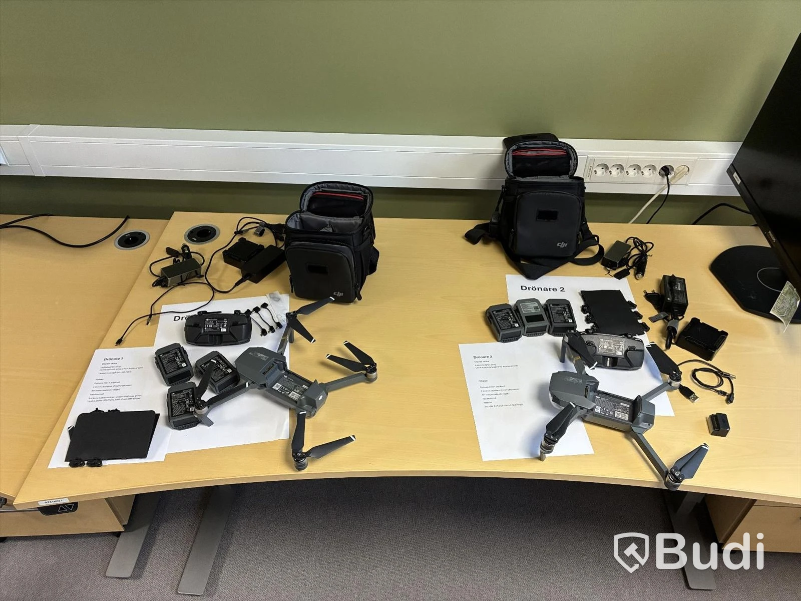 2 DJI Mavic Pro drones