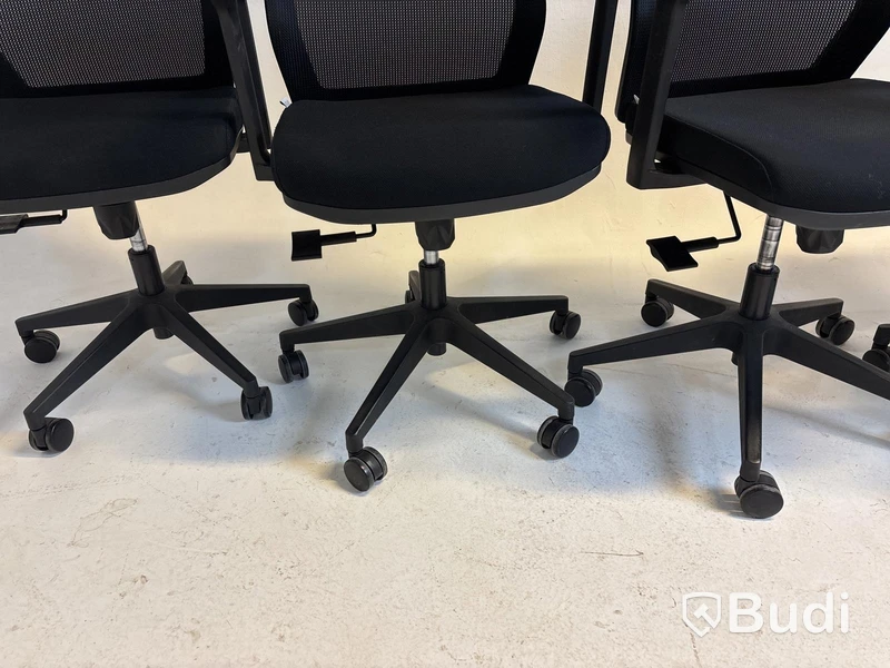 5 Lotus Furniture Office Chairs