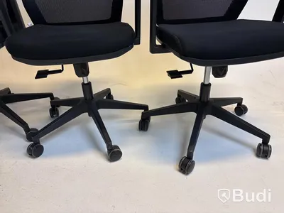 5 Lotus Furniture Office Chairs