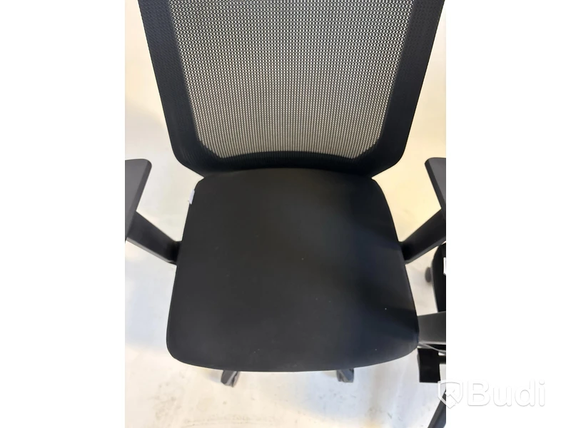 5 Lotus Furniture Office Chairs