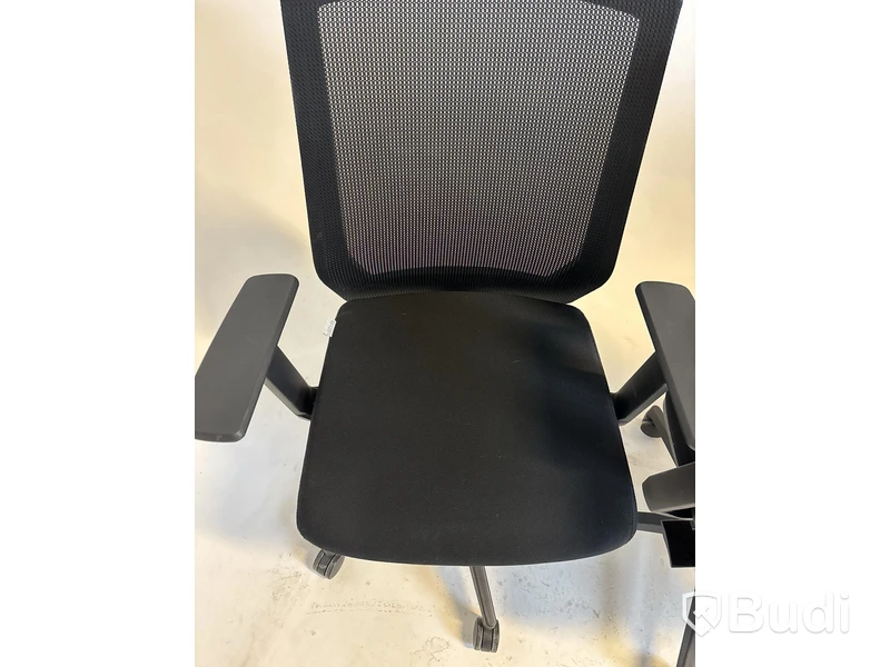 5 Office Chairs, Lotus Furniture