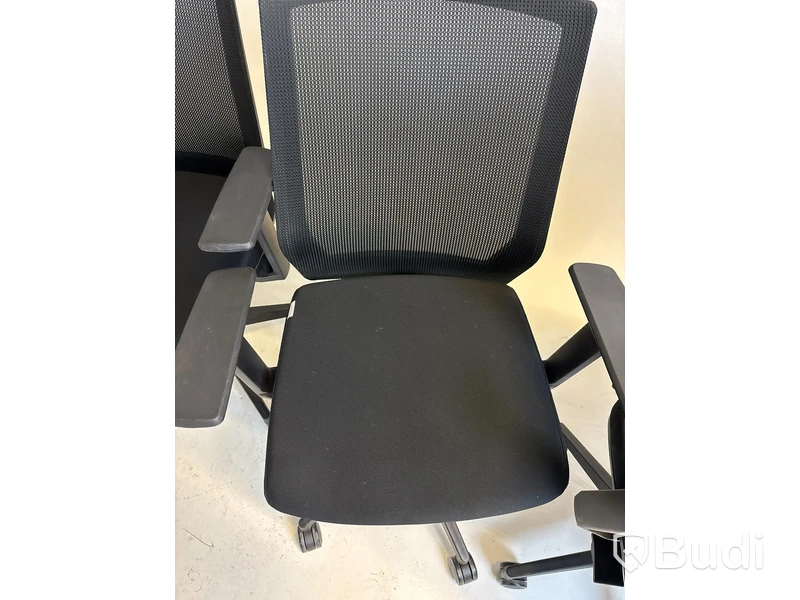 5 Office Chairs, Lotus Furniture