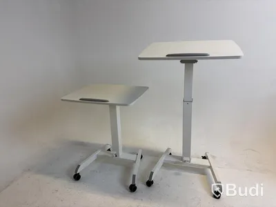 5 bar tables, folding, on casters.