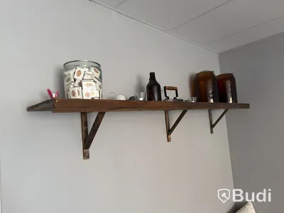 Cafémöbler, belysningar m.m. (Stort parti)