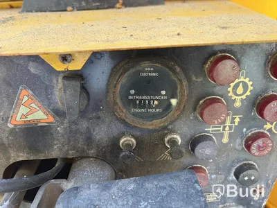 Grävlastare/ traktorgrävare Volvo 646, 8199 tim