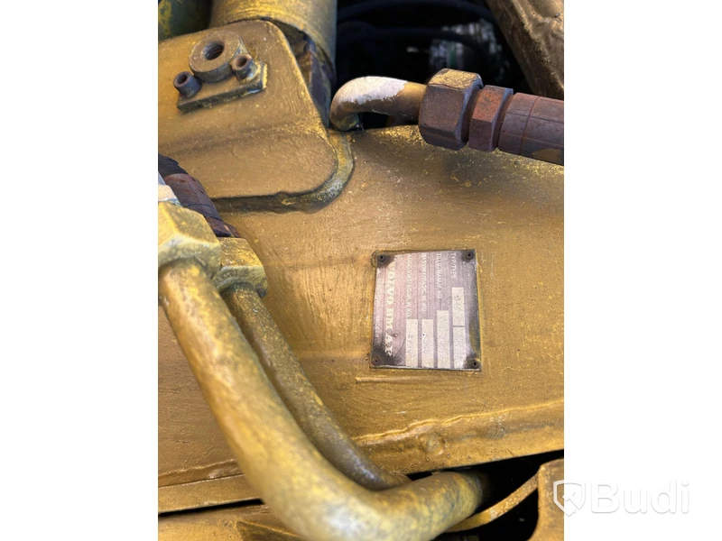 Grävlastare/ traktorgrävare Volvo 646, 8199 tim