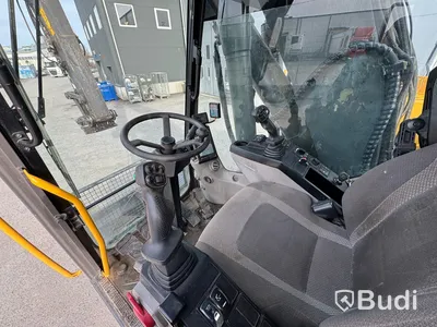 Materialhanterare Volvo EW180E -2015