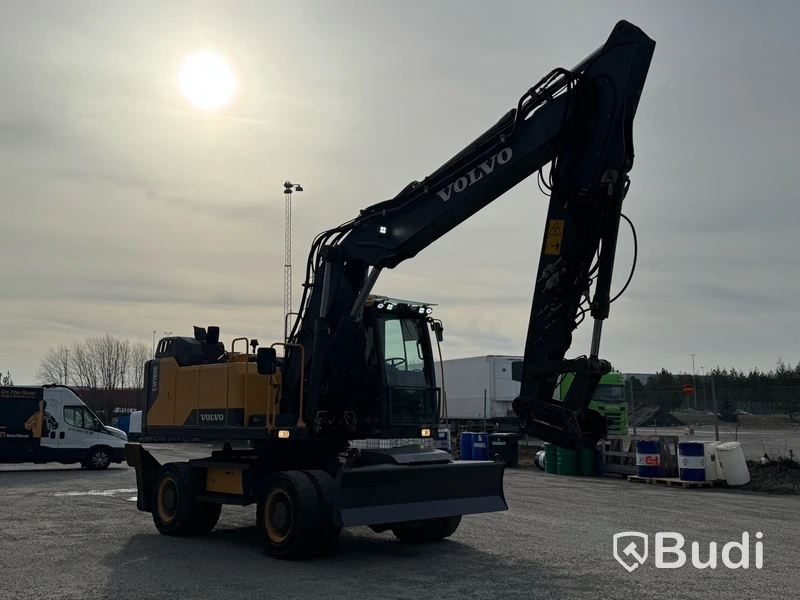 Materialhanterare Volvo EW180E -2015