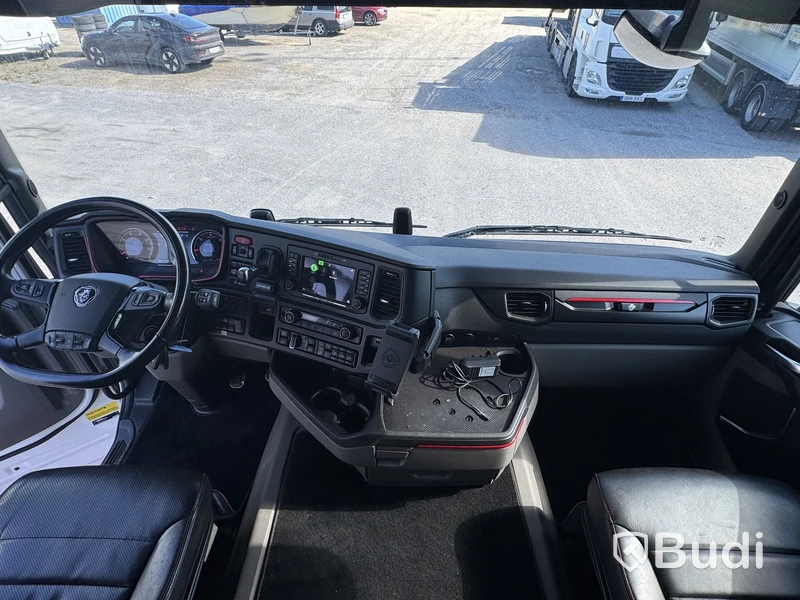 Timmerekipage Scania R660 6x4 -2023 | Palfinger | OP Höglunds