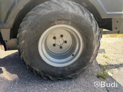 Redskapsbärare Belos TransGiant | 4WD | Plog & Skopa | 2007