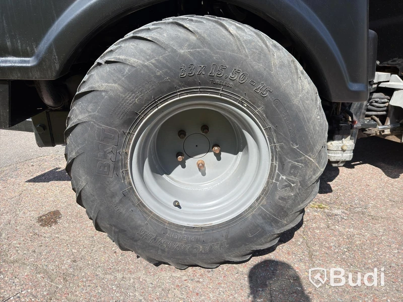 Redskapsbärare Belos TransGiant | 4WD | Plog & Skopa | 2007