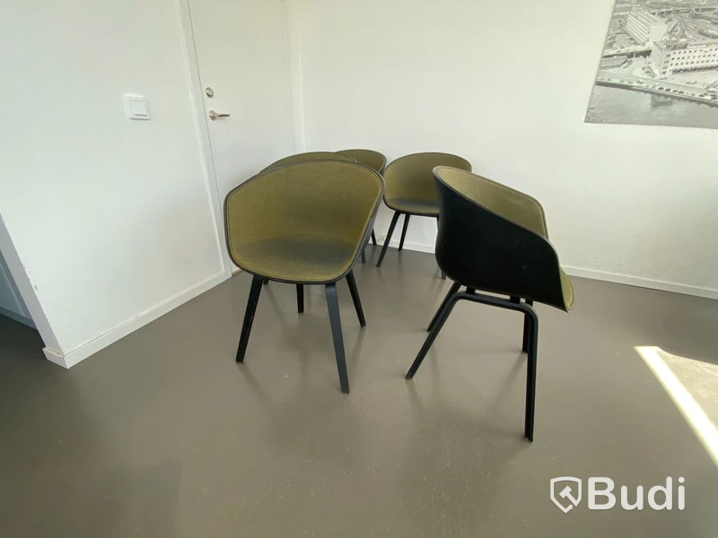 5st Hay Stol AAC22 Front Upholstery svart och grön
