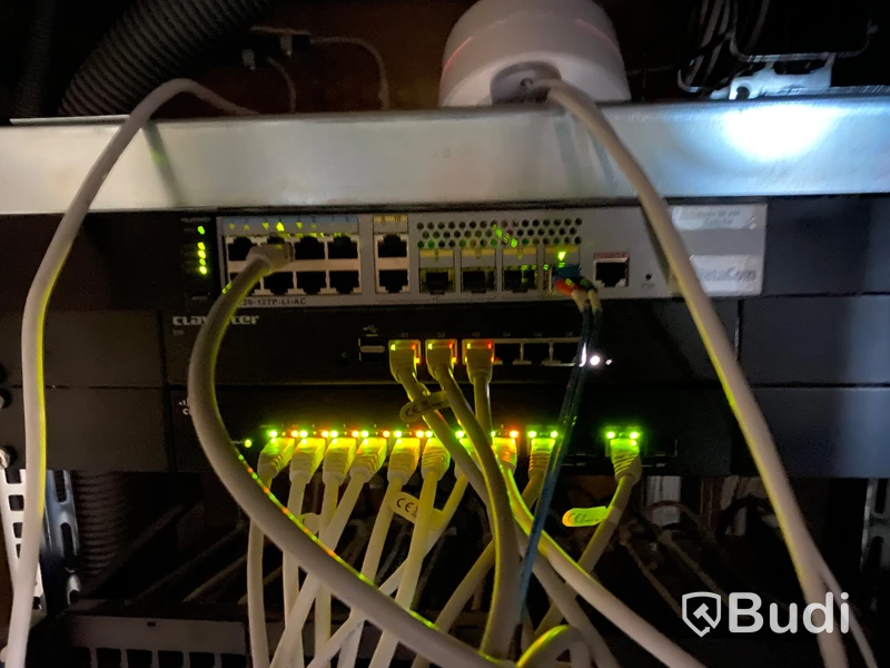 1st Clavisterbrandvägg samt 1st Cisco Switch