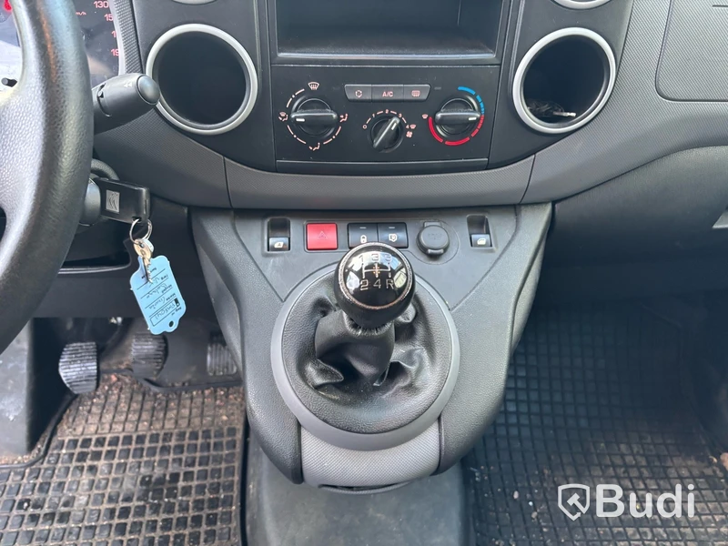 Skåpbil Citroën Berlingo 1.6 HDiF -2016 | Dragkrok