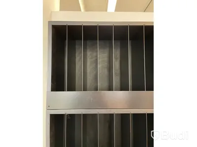 Vägghängda hyllor med små fack 4 st