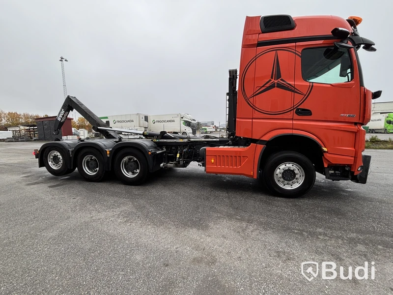 Tridemväxlare Mercedes-Benz Arocs 3758 -2023 | JOAB 24 ton | Plogutrustad