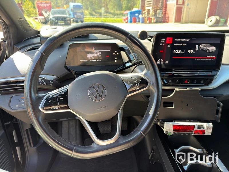 Volkswagen ID.4 Pro Performance electric car, 204 hp, 2022