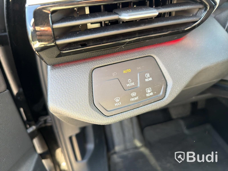 Volkswagen ID.4 Pro Performance electric car, 204 hp, 2022