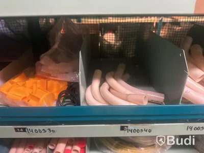 Stort lager ifrån väletablerad Elfirma i Konkurs - säljs i ett utrop.