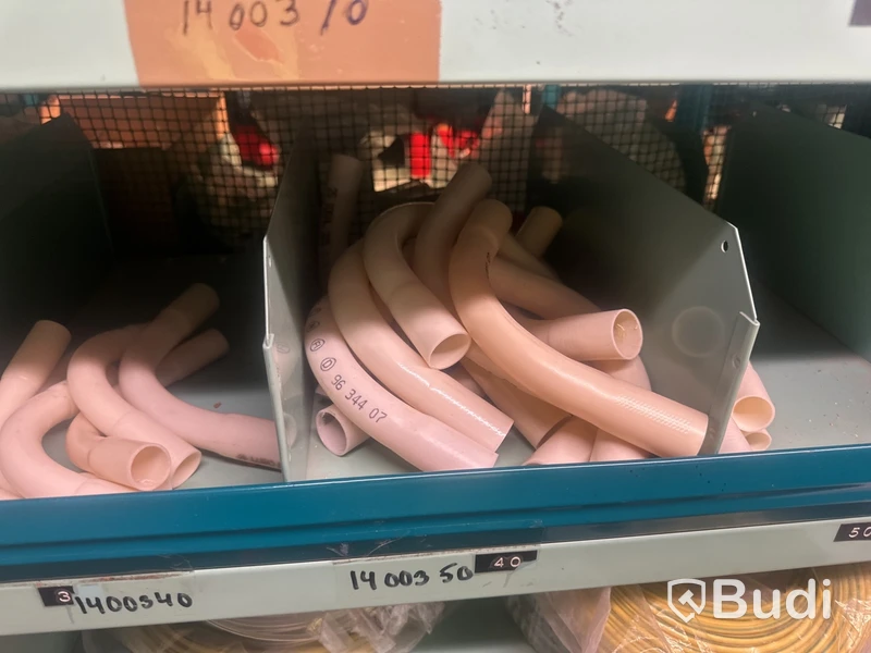 Stort lager ifrån väletablerad Elfirma i Konkurs - säljs i ett utrop.