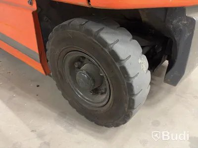 Eltruck Toyota 5FBE15 med laddare och gaffelförlängare