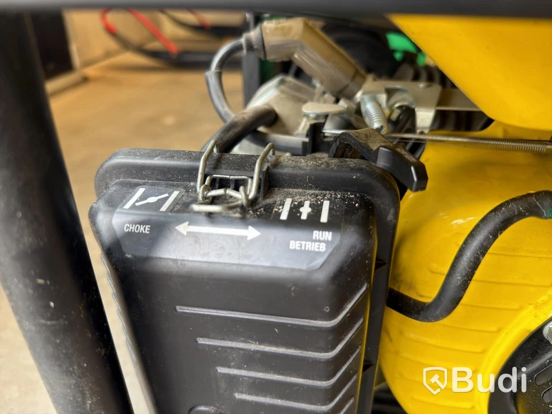 Champion CPG4000E1-EU 3000W Generator