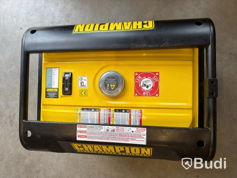 Champion CPG4000E1-EU 3000W Generator