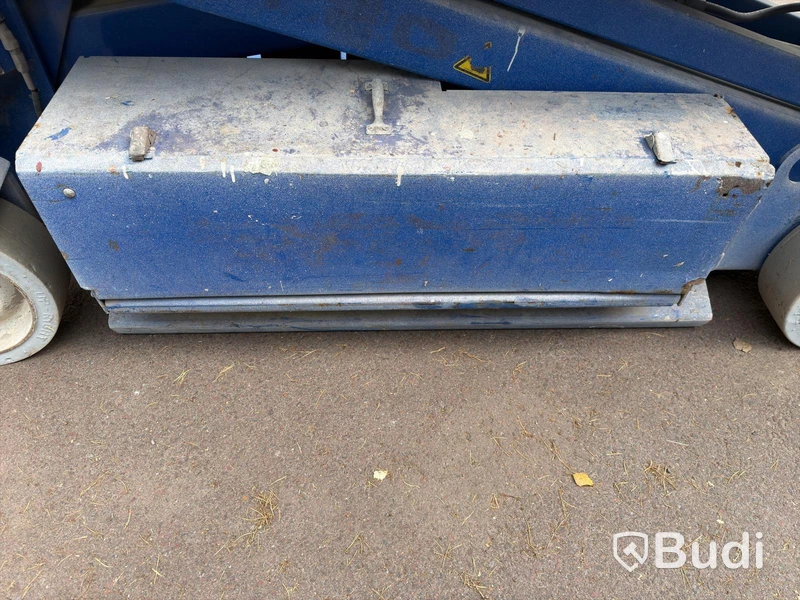 Scissor Lift UpRight SL20 – 8.1 m Working Height